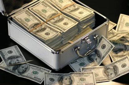 قیمت‌سازی جعلی در فضای مجازی برای نرخ دلار آزاد
